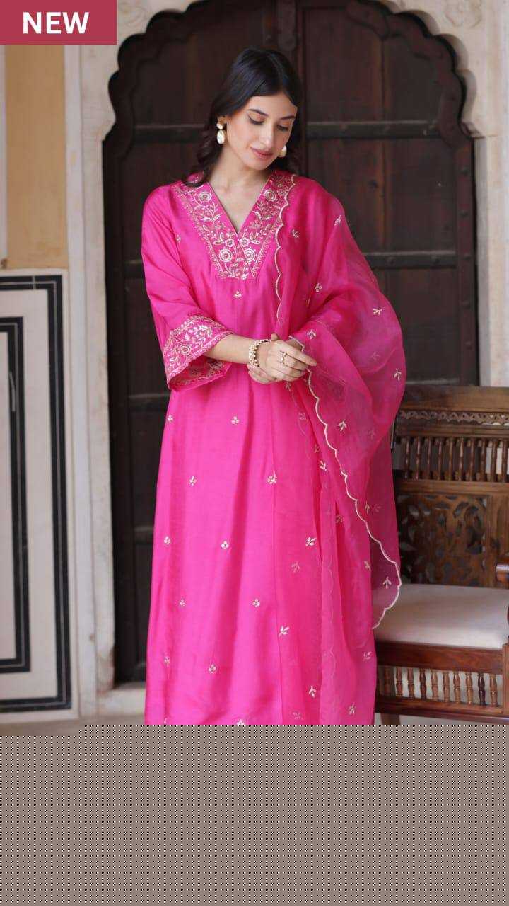Chanderi SilkEmbroidery Suit - MYLUXURY LANE ENTERPRISE